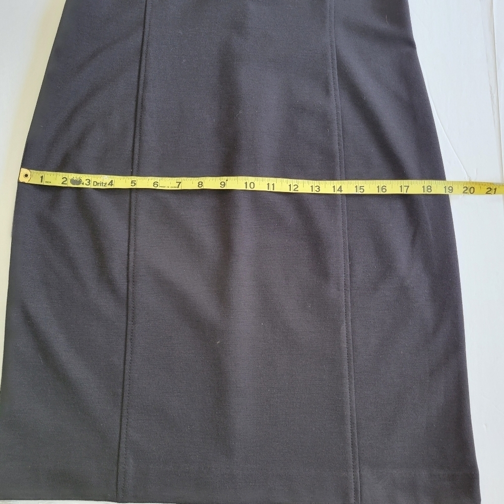 Banana Republic Back Knotted Tie Dress. - Picture 7 of 8